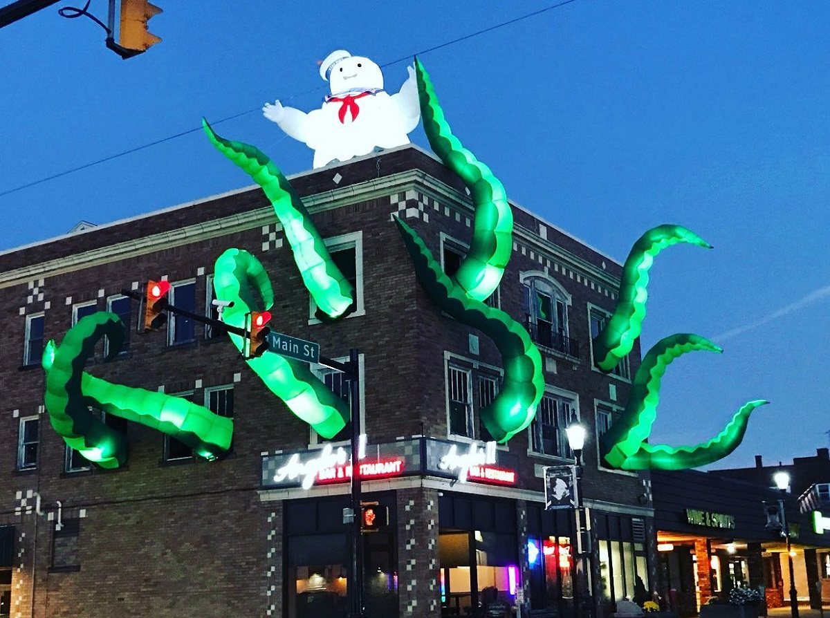 Pennsylvania Restaurant Is Crawling with Ghosts This Halloween Season